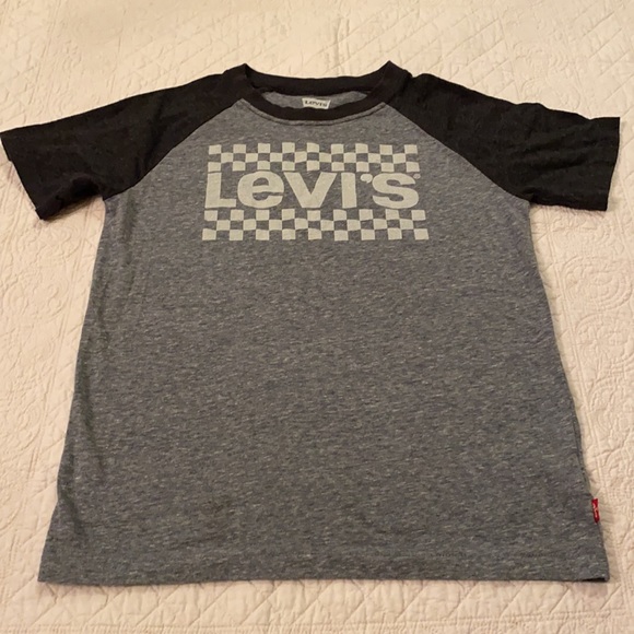 Levi’s | Checkerboard Graphic T-Shirt - Picture 3 of 14